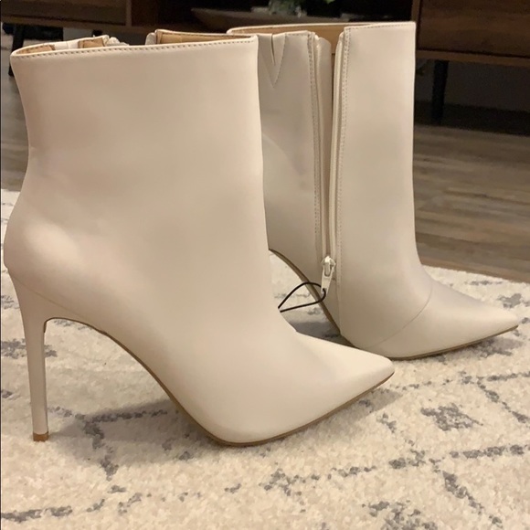 express white booties